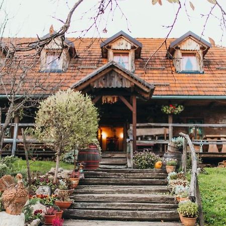 Gresna Pilnica Hotel Klenovnik Luaran gambar
